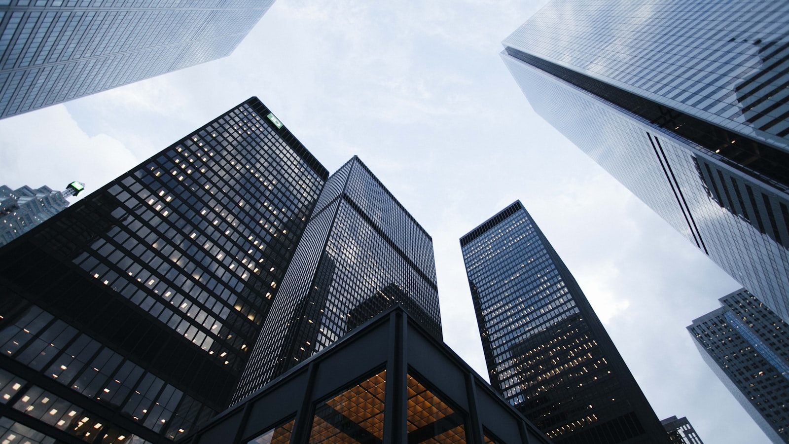 Crowdfunding immobiliare: conviene nel 2026? | P2P Expert